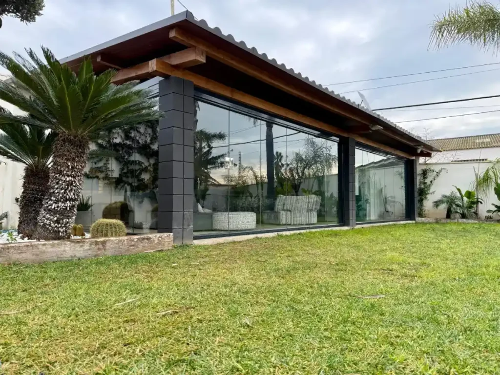 Cerramiento cortina de cristal